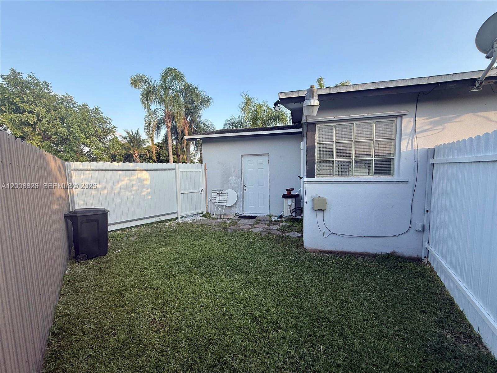 FAIRWAY PLAZA - Residential