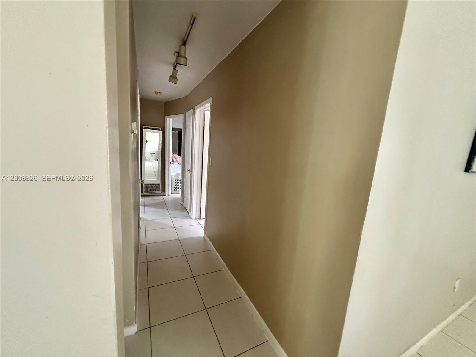 FAIRWAY PLAZA - Residential