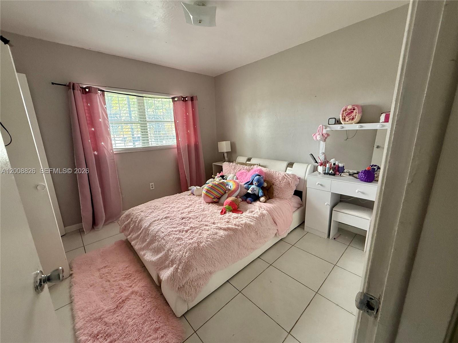 FAIRWAY PLAZA - Residential
