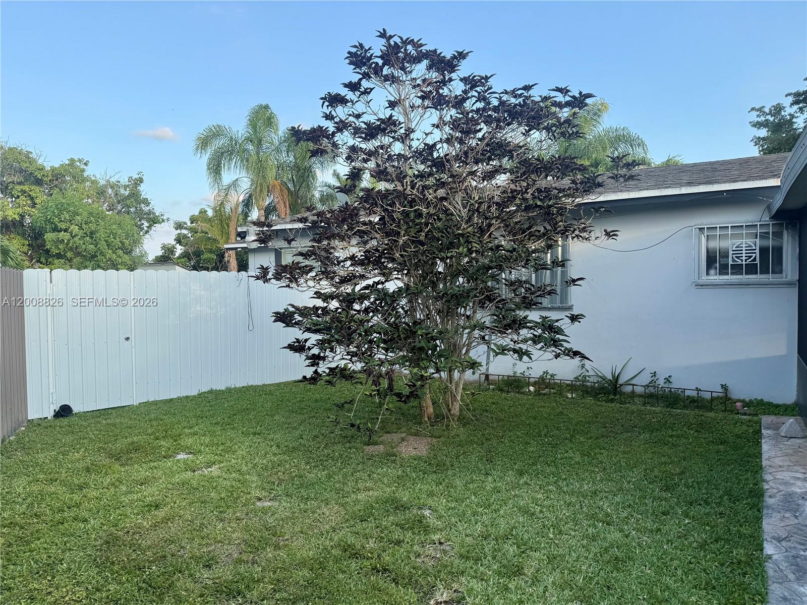 FAIRWAY PLAZA - Residential