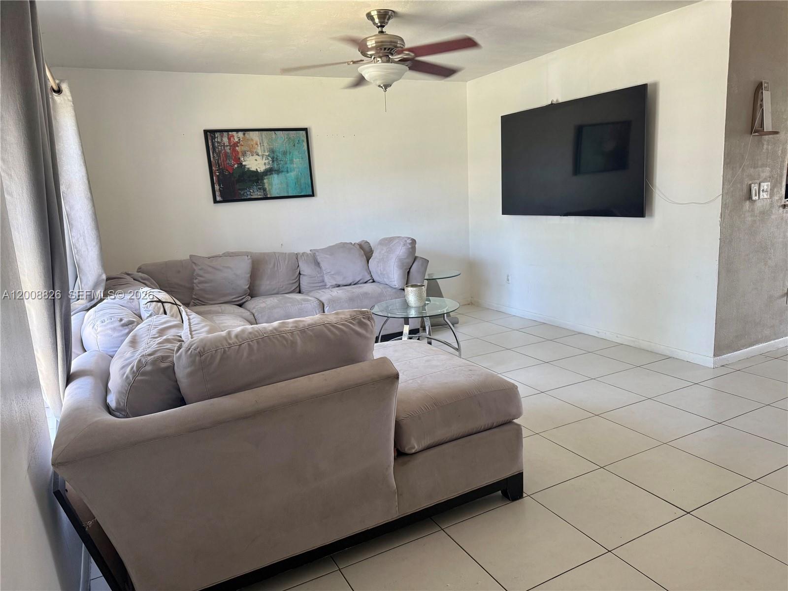 FAIRWAY PLAZA - Residential