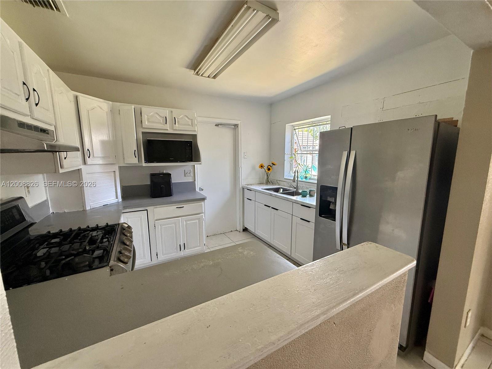 FAIRWAY PLAZA - Residential