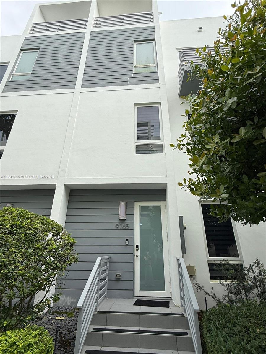 CONTEMPO TOWNHOMES - Residential