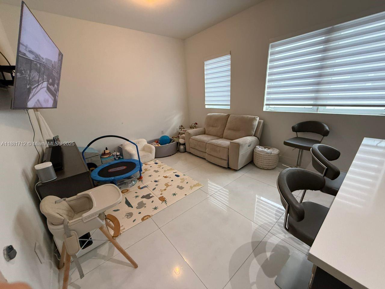 CONTEMPO TOWNHOMES - Residential