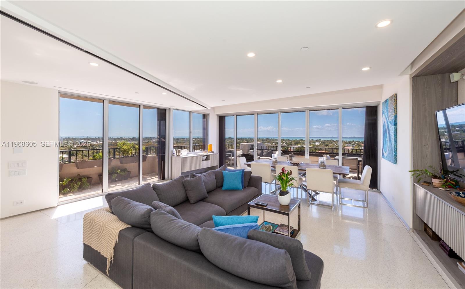 THE EMERALDBAY @ KEY COLO - Residential Lease