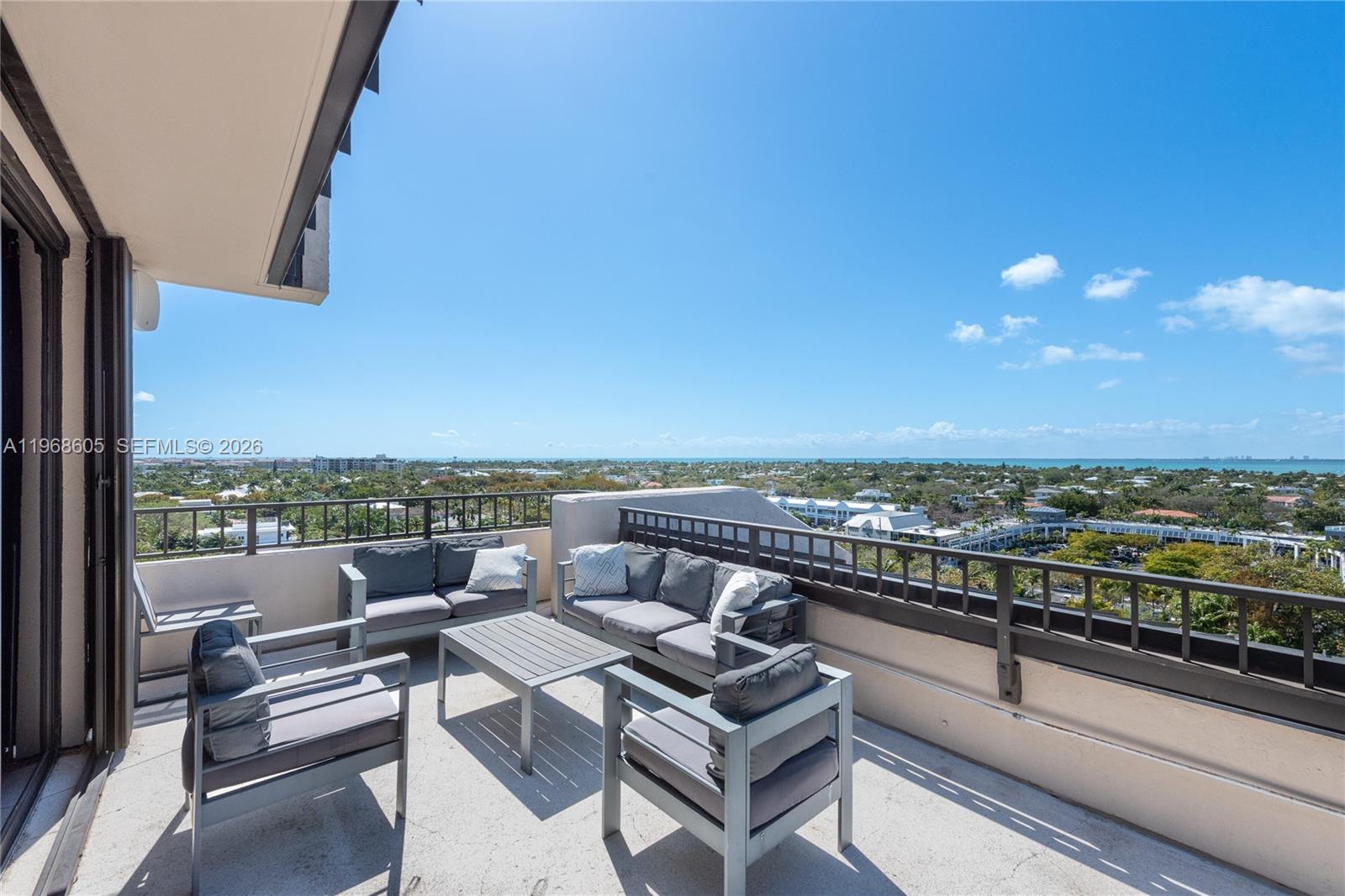 THE EMERALDBAY @ KEY COLO - Residential Lease