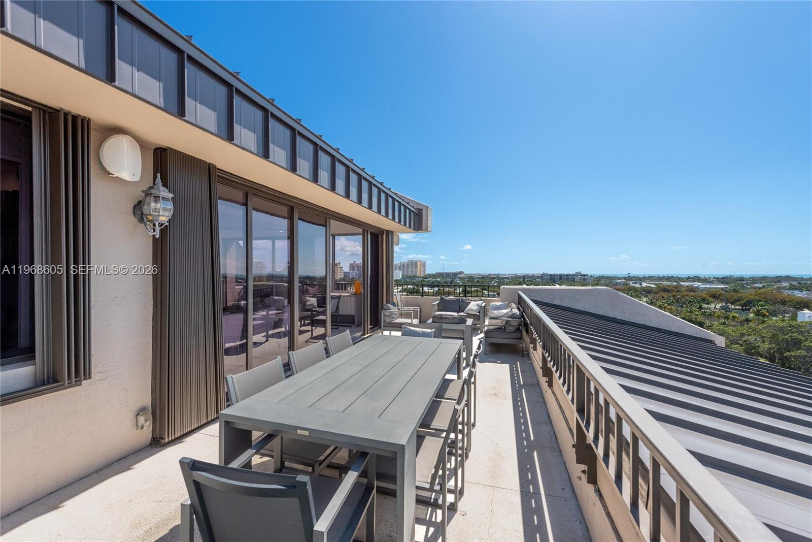 THE EMERALDBAY @ KEY COLO - Residential Lease