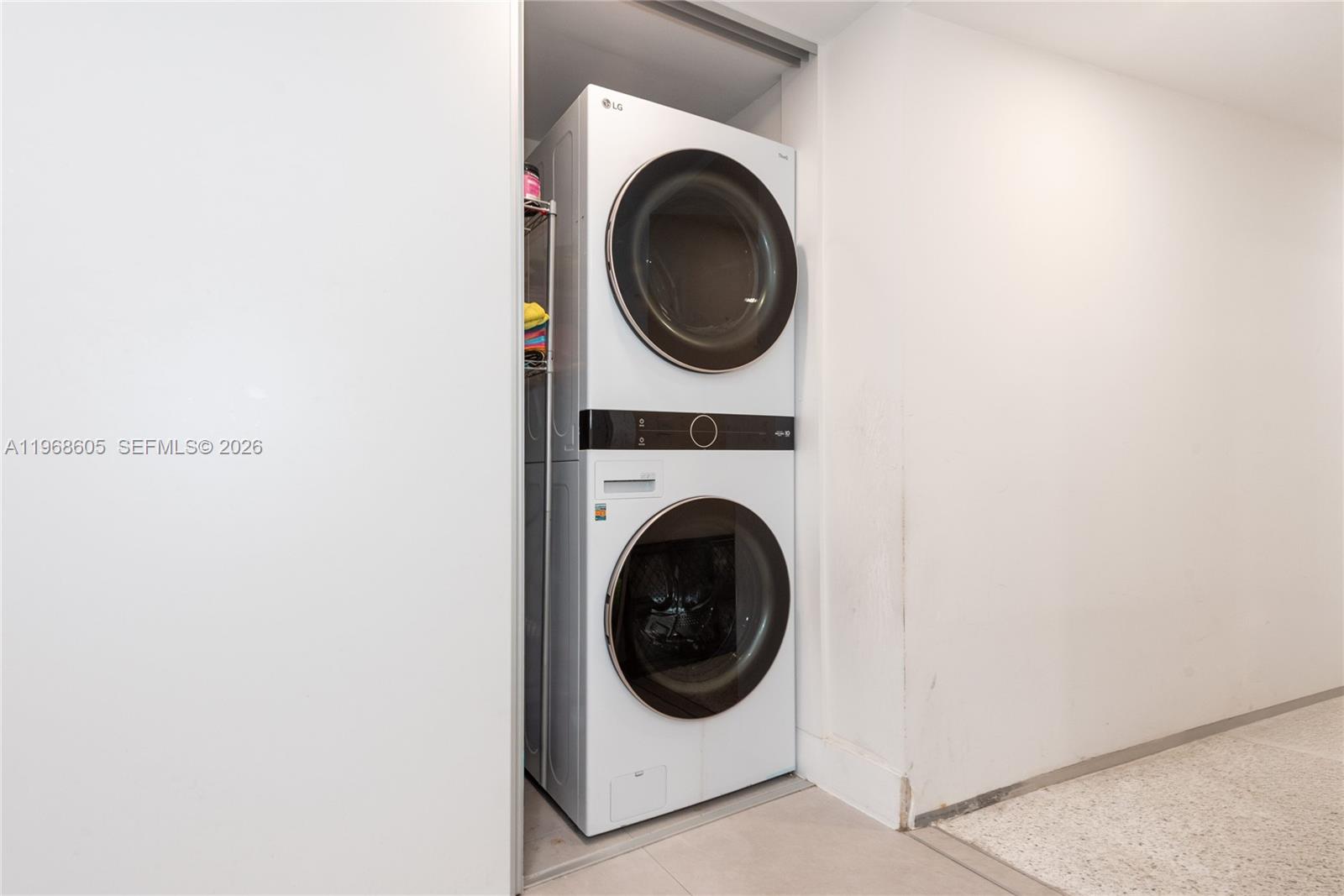 THE EMERALDBAY @ KEY COLO - Residential Lease