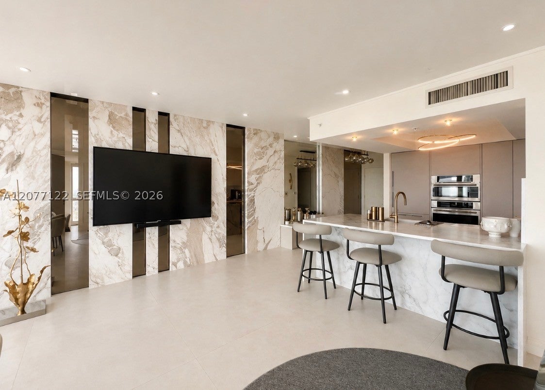 16699 Collins Ave 2907