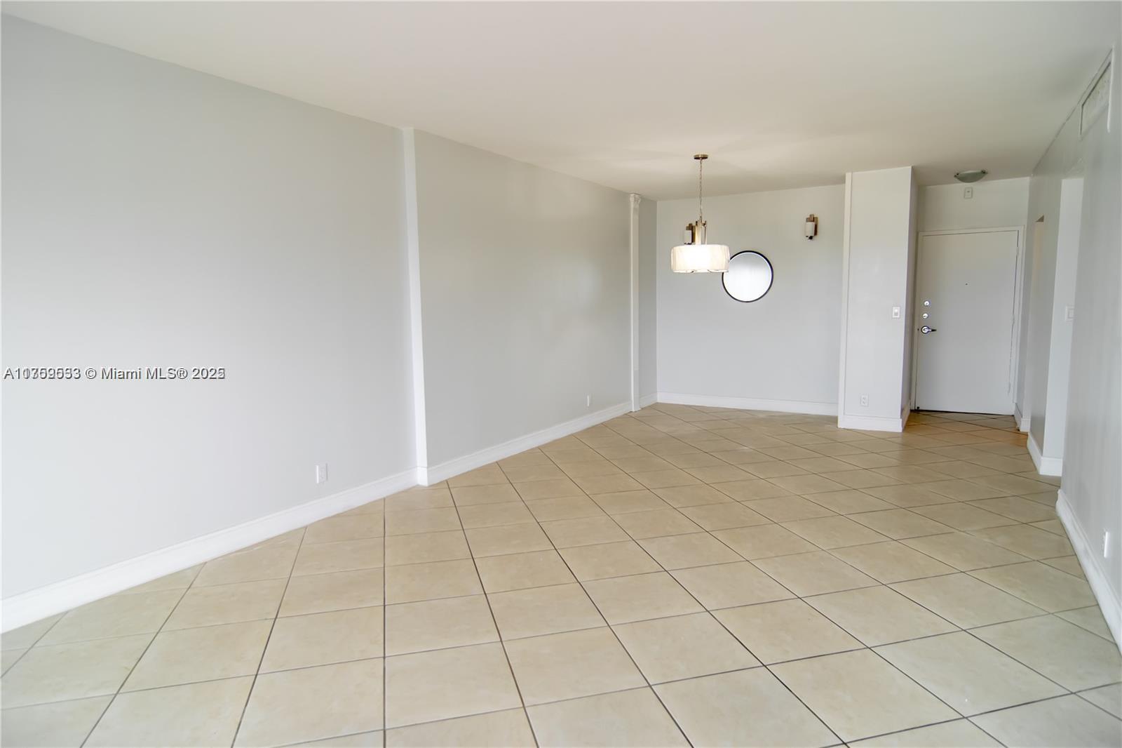 ISLAND PLACE AT NORTH BAY - Residential