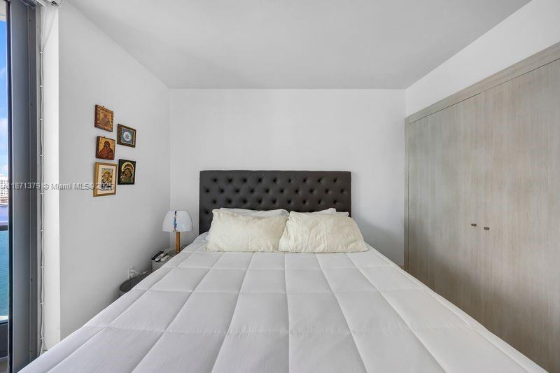 JADE RESIDENCES AT BRICKE - Residential