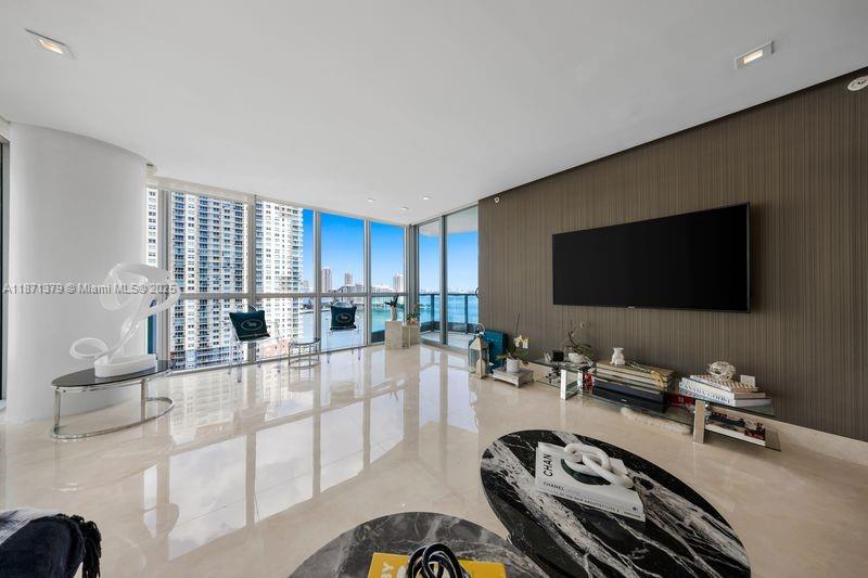 JADE RESIDENCES AT BRICKE - Residential