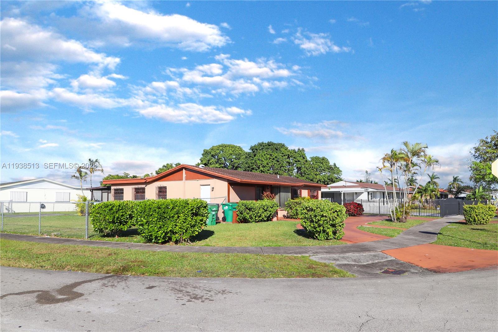 6TH ADDN TO RICHMOND HEIG - Residential