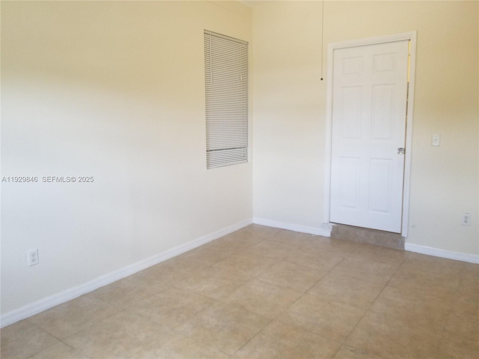 BISCAYNE VILLAGE HEIGHTS - Residential Lease