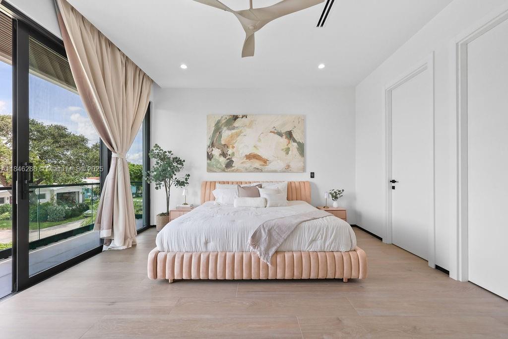 Lauderdale by the sea - Residential