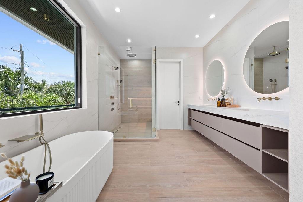 Lauderdale by the sea - Residential