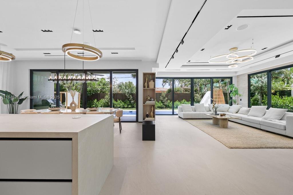 Lauderdale by the sea - Residential