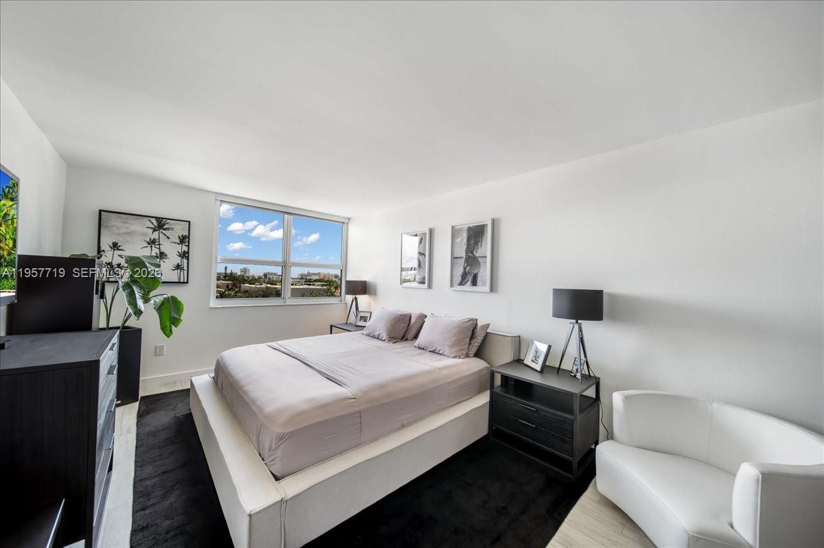 THE FLORIDIAN CONDO - Residential