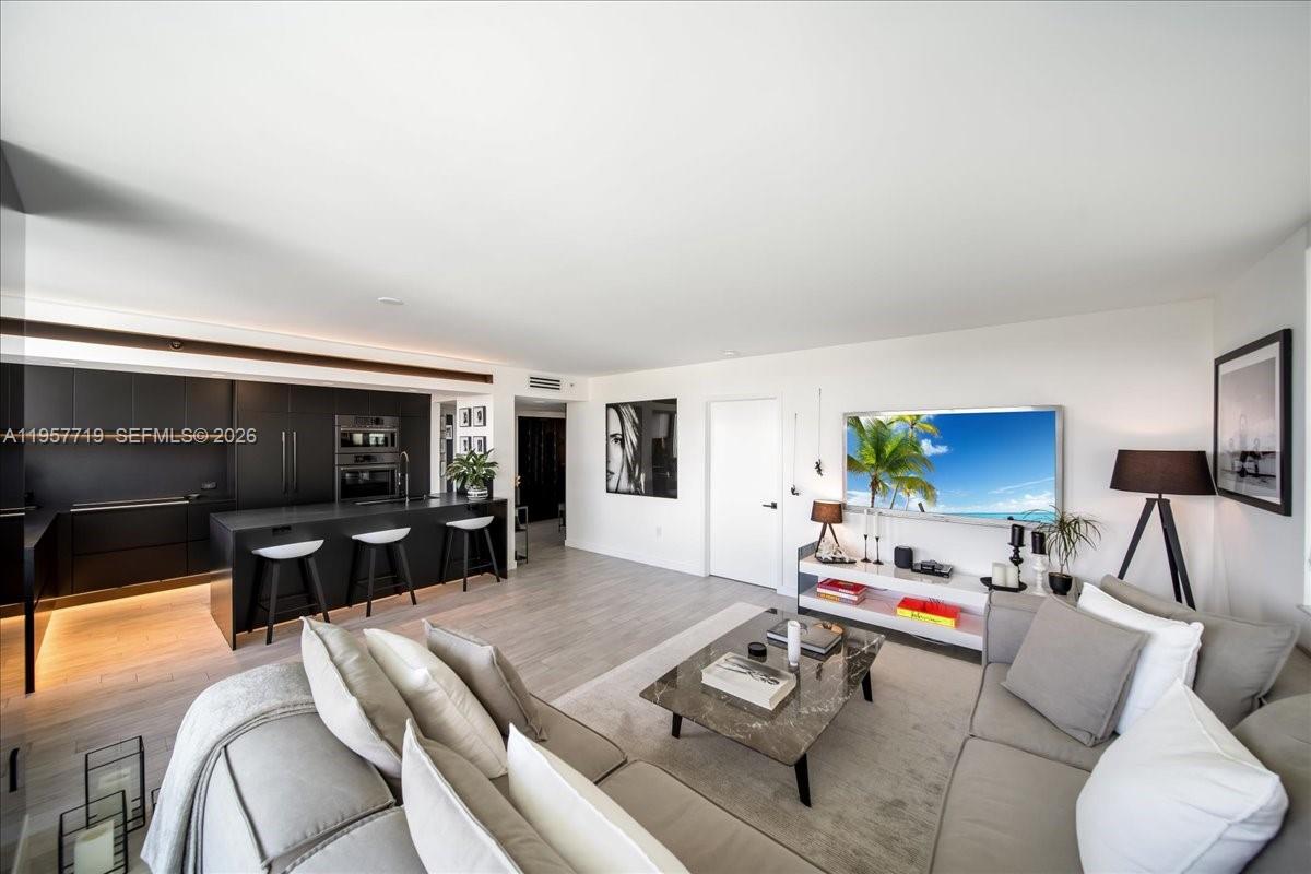 THE FLORIDIAN CONDO - Residential