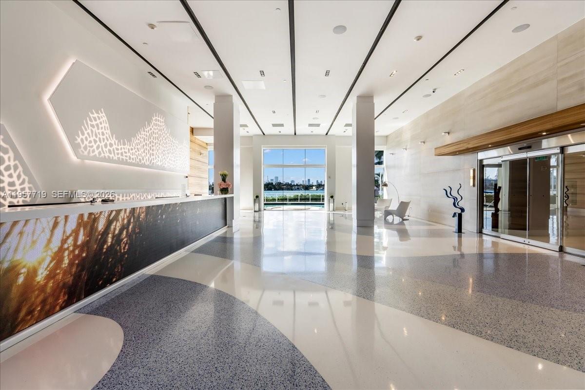 THE FLORIDIAN CONDO - Residential