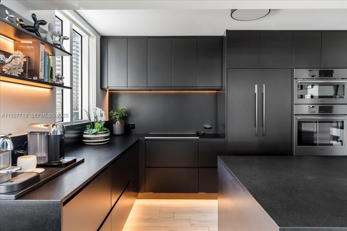 THE FLORIDIAN CONDO - Residential