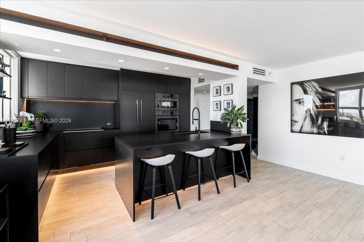 THE FLORIDIAN CONDO - Residential