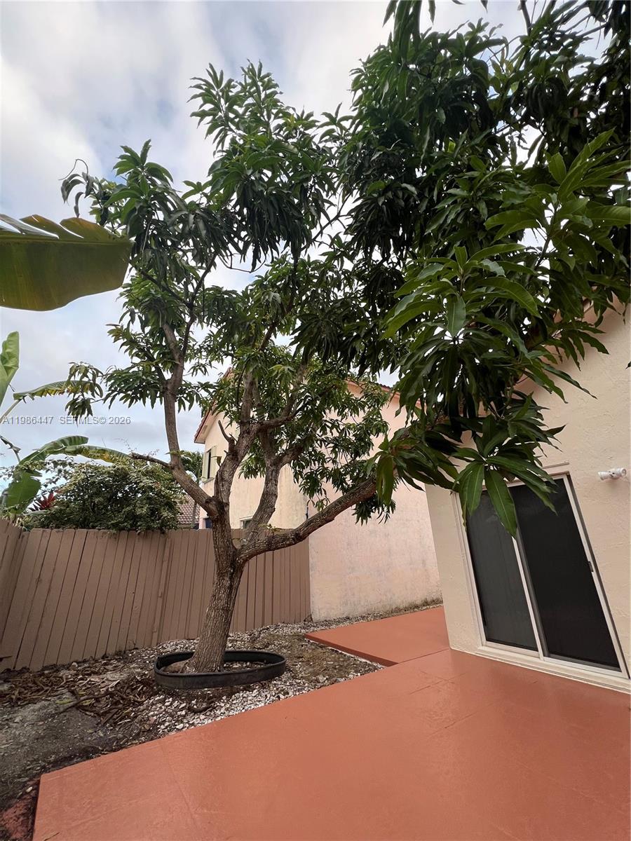 BRIGHTONS MEADOW TRACE - Residential Lease