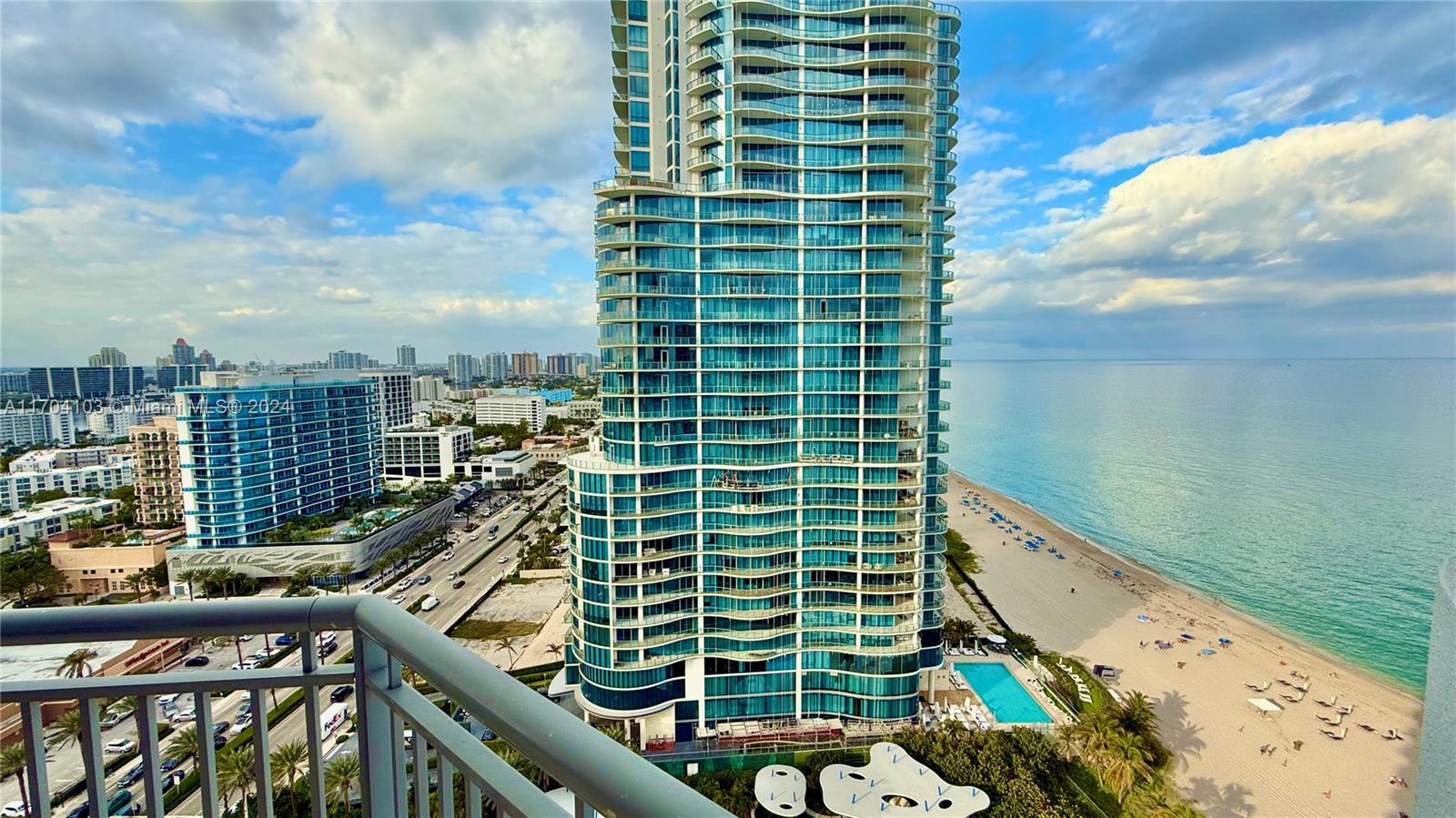 Property for Sale at 17375 Collins Ave 2406, Sunny Isles Beach, Miami-Dade County, Florida - Bedrooms: 1 
Bathrooms: 1  - $540,000