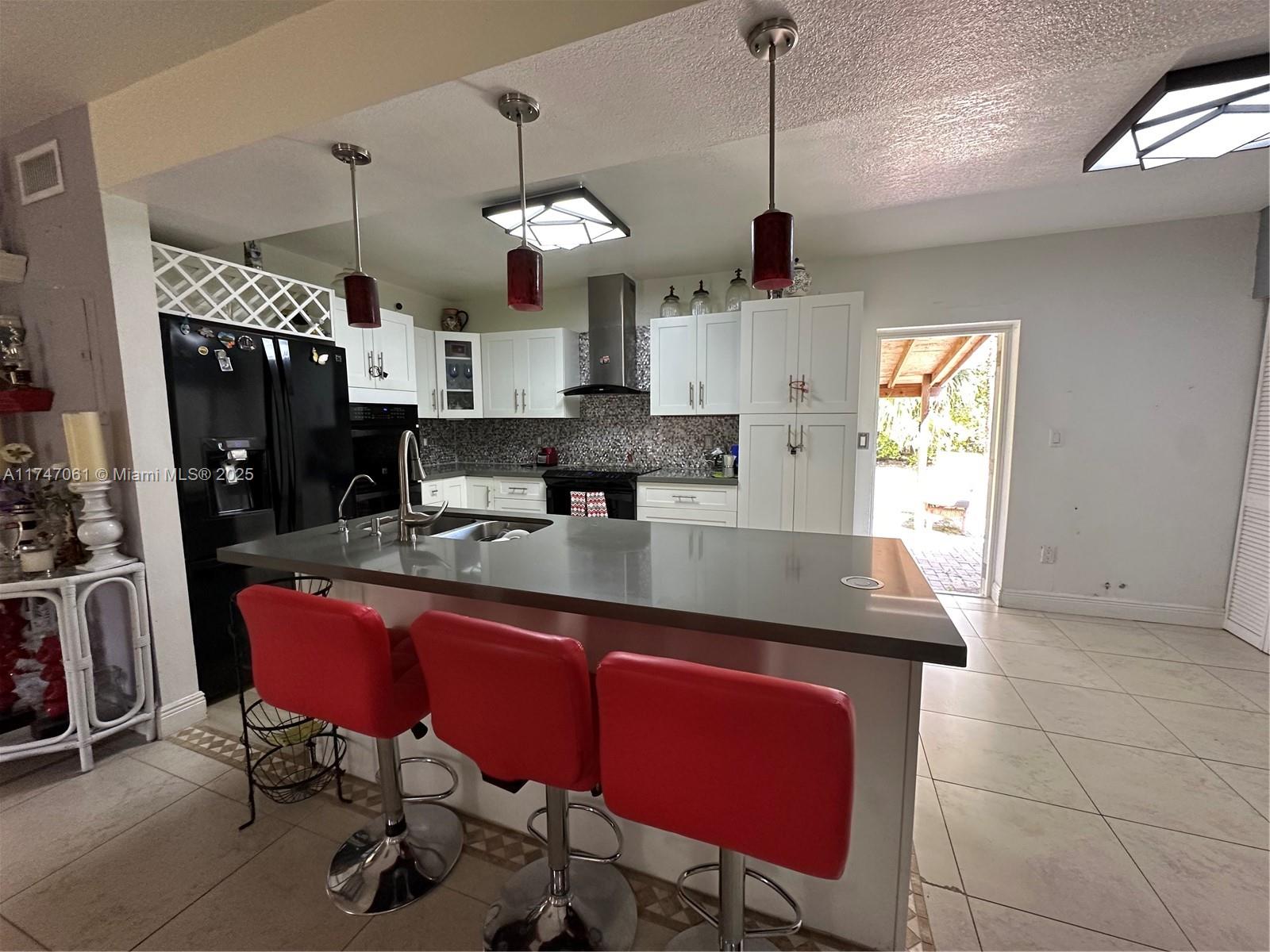 1197 Nw 105th Ter, Miami, Broward County, Florida - 3 Bedrooms  
2 Bathrooms - 
