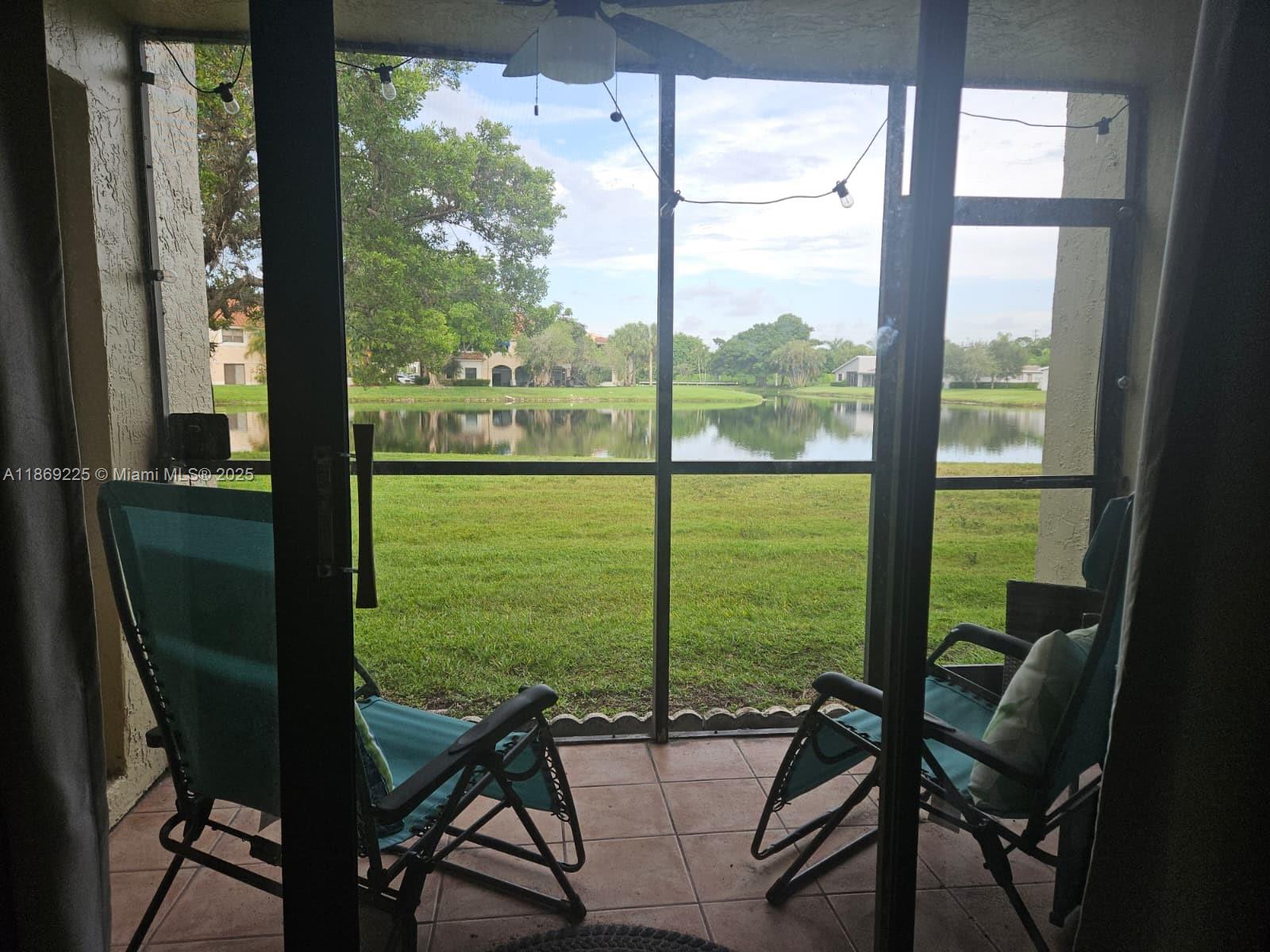 436 Lakeview Dr 104