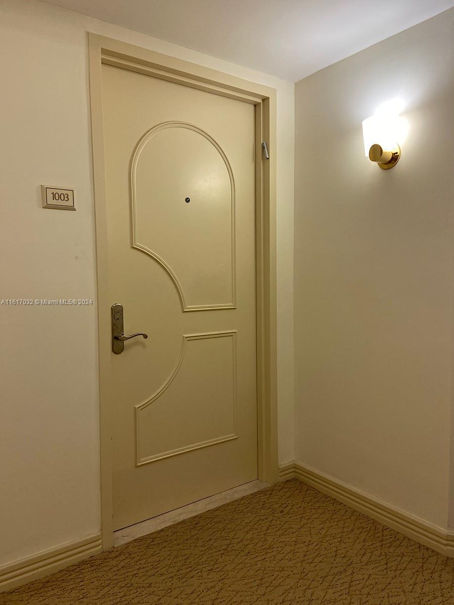 18911 Collins Ave 1003