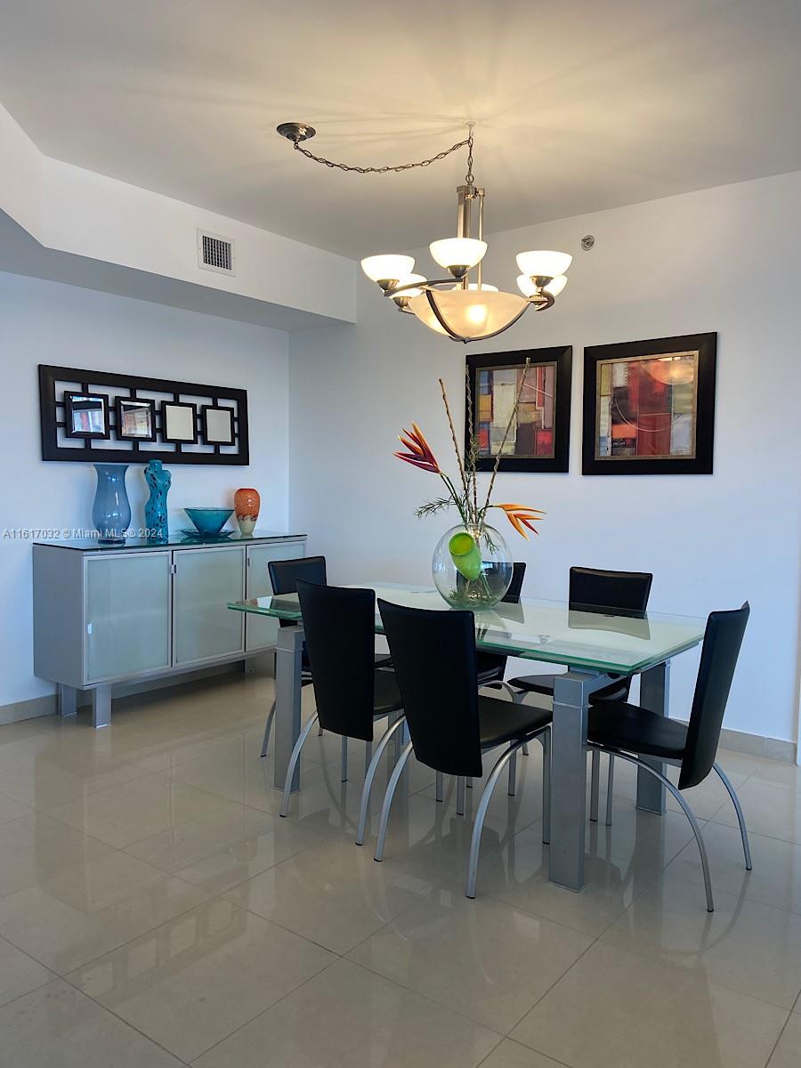 18911 Collins Ave 1003