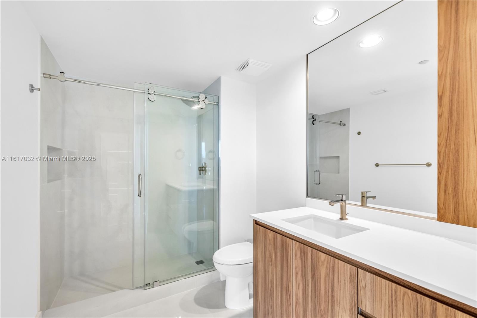 OCEAN THREE CONDO - Residential Lease