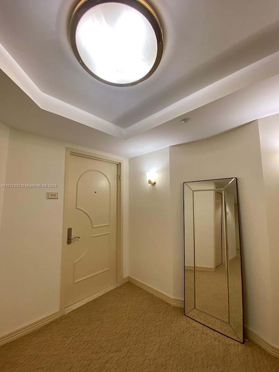 18911 Collins Ave 1003