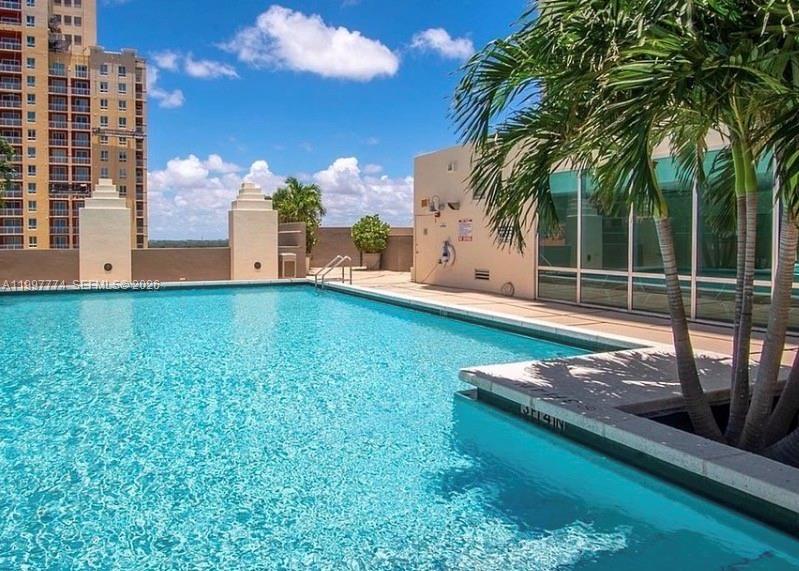 METROPOLIS II AT DADELAND - Residential