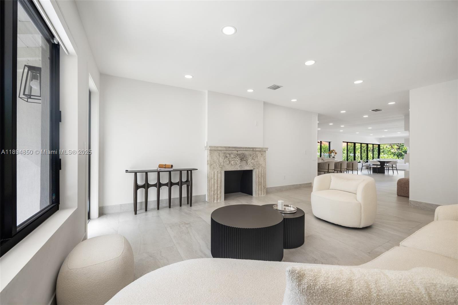 BRICKELL ESTATES - Residential Lease