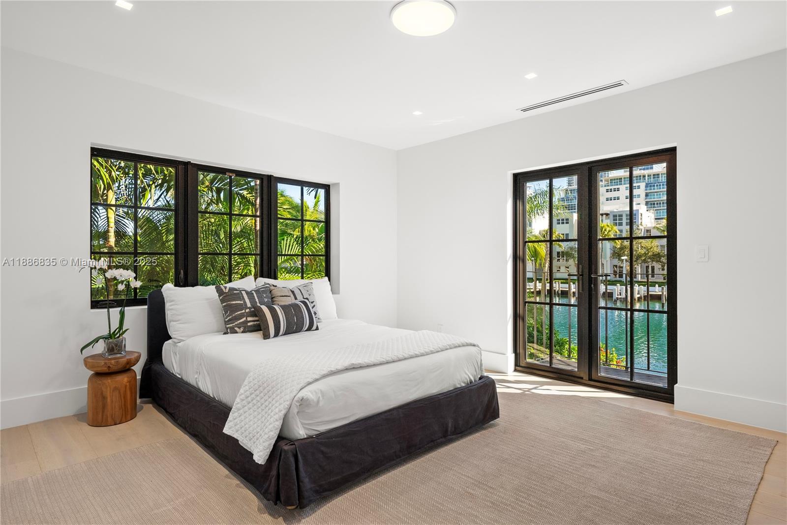 BEACH VIEW ADDN - Residential