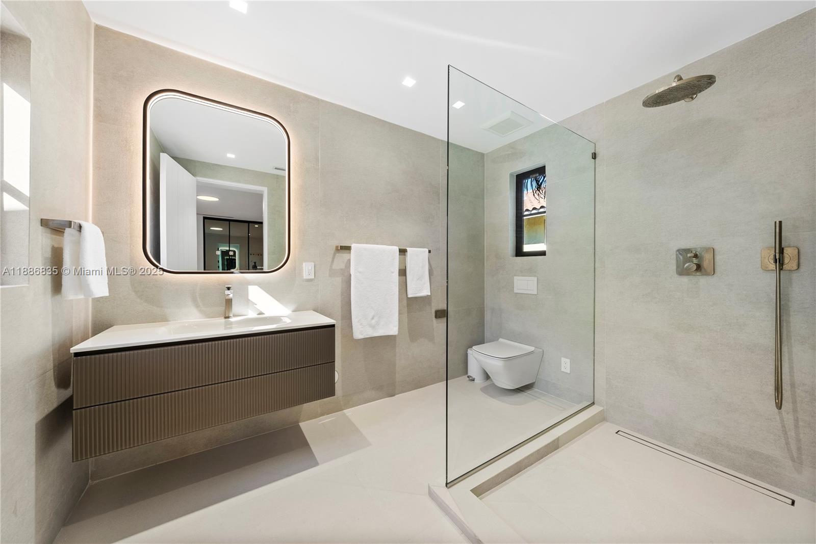 BEACH VIEW ADDN - Residential