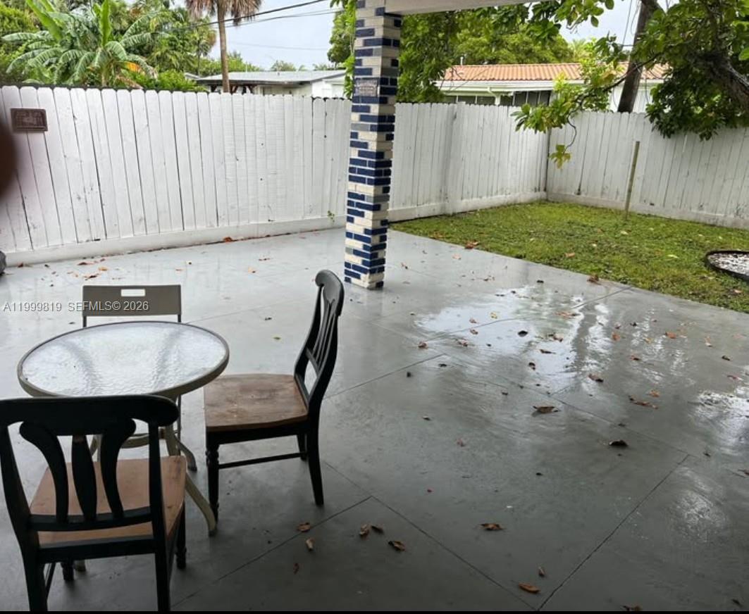 CORAL GABLES HEIGHTS - Residential