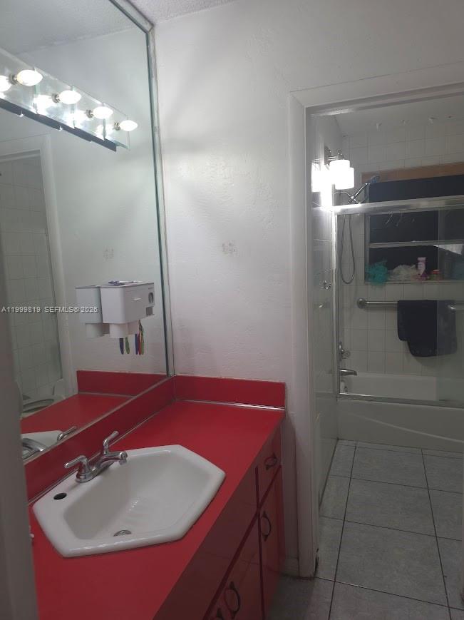 CORAL GABLES HEIGHTS - Residential