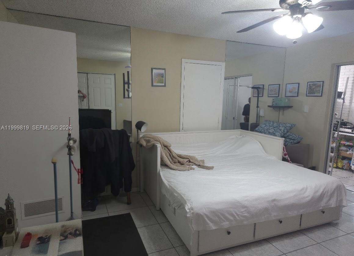 CORAL GABLES HEIGHTS - Residential