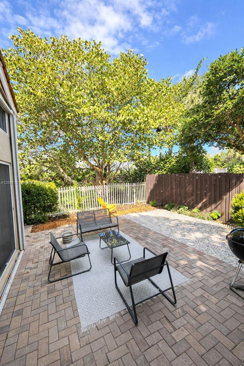 WEST LAKE VILLAGE PLAT - Residential