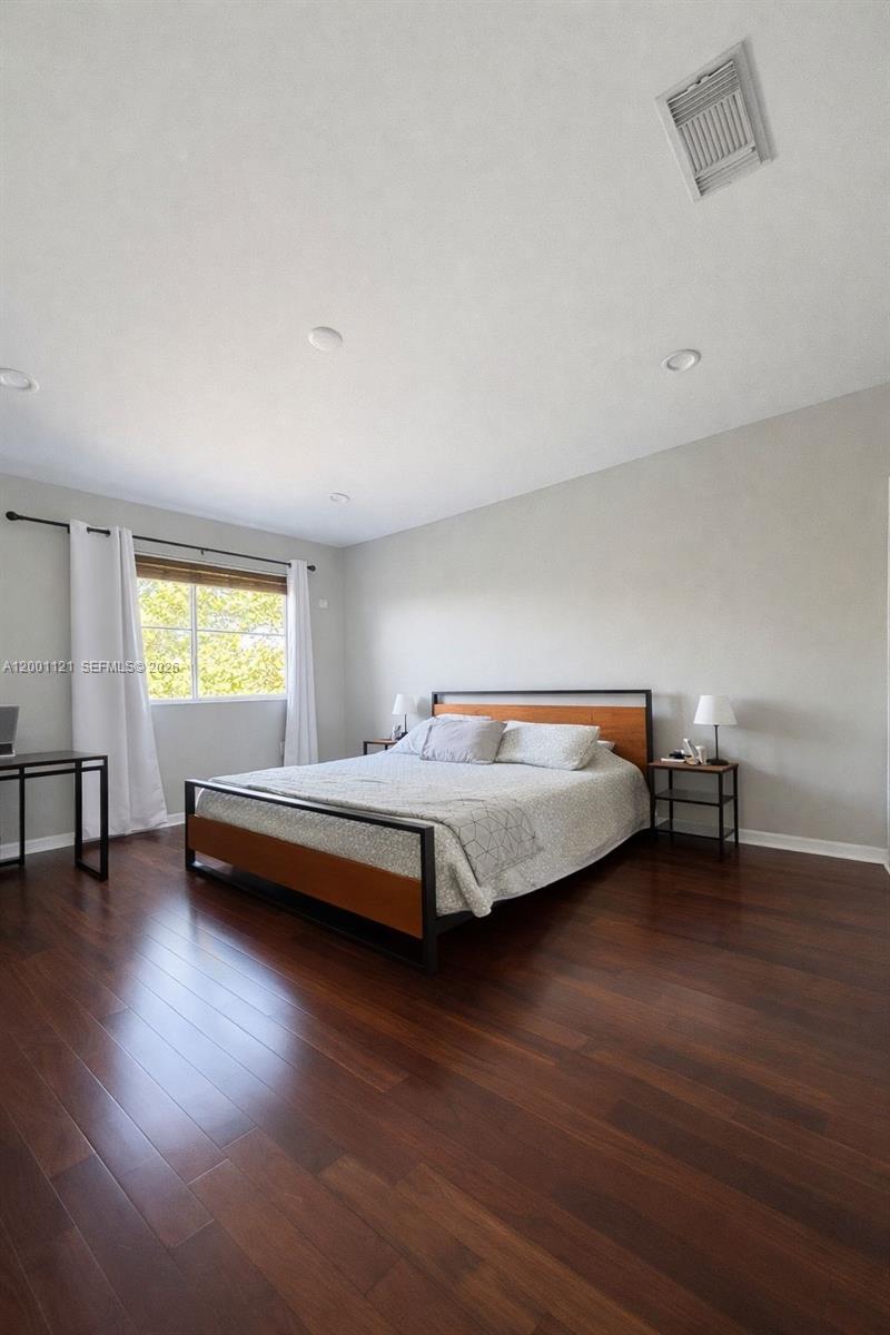 WEST LAKE VILLAGE PLAT - Residential