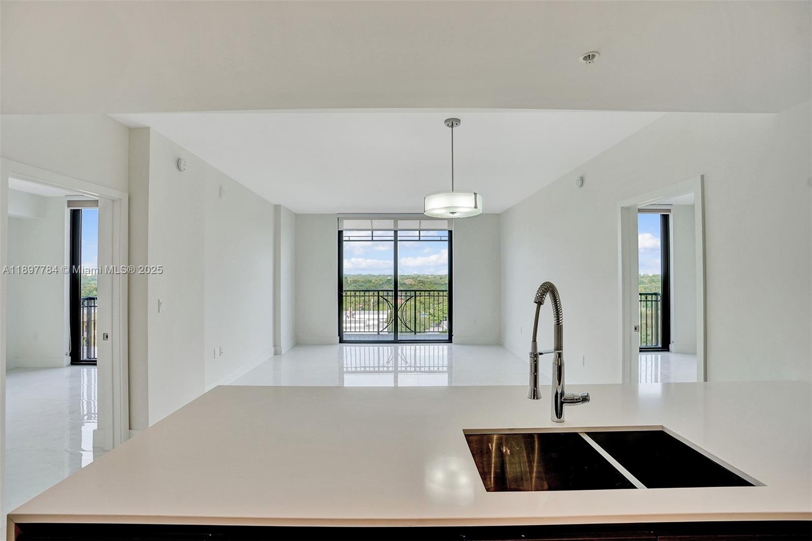 301 Altara Ave 831