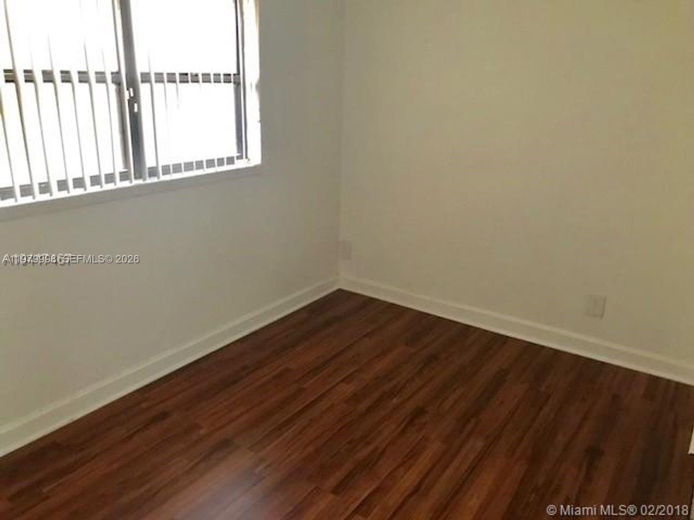 4015 NW 87th Ave 4015