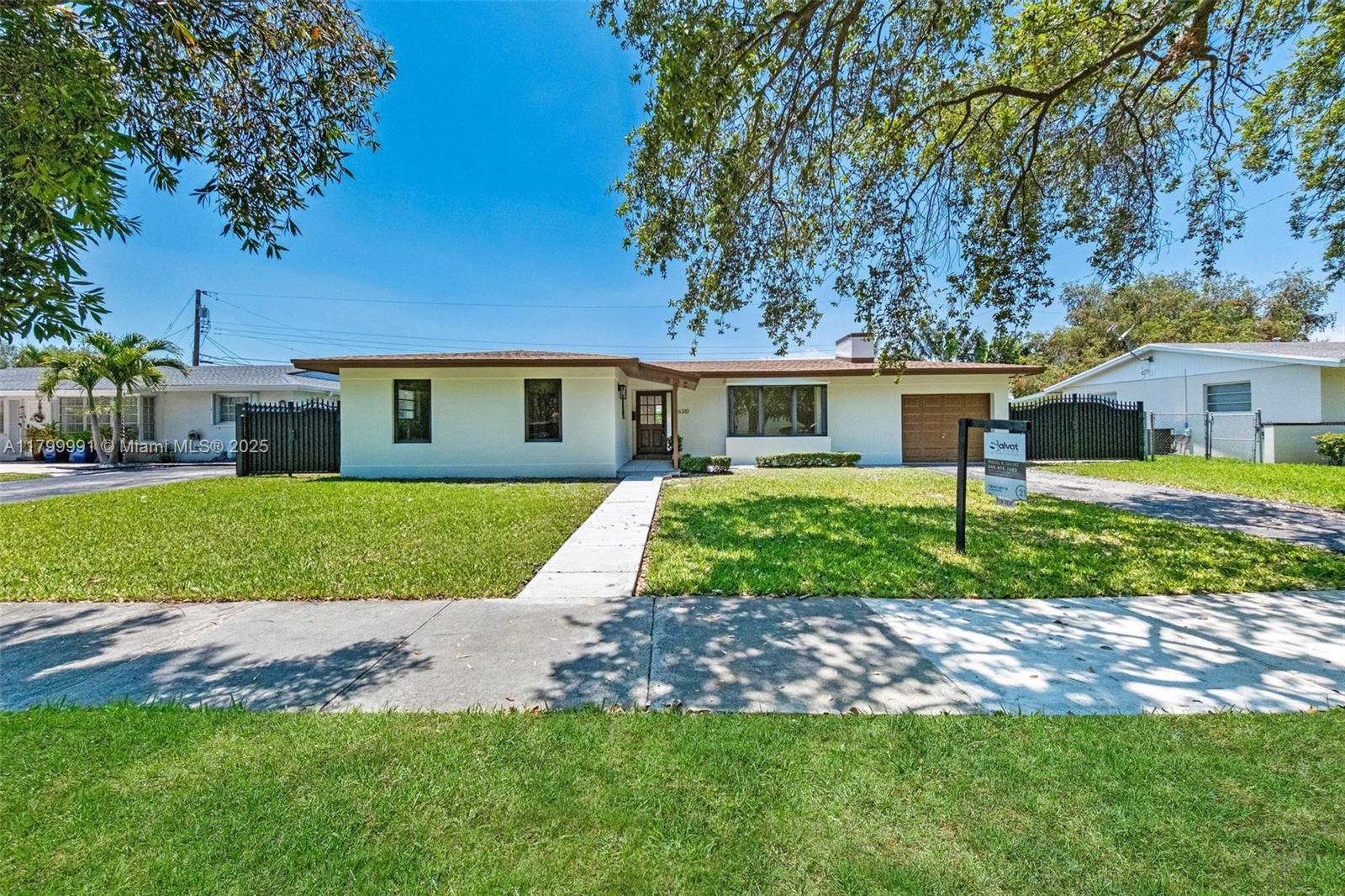 6310 Sw 92nd Ave, Miami, Broward County, Florida - 3 Bedrooms  
2 Bathrooms - 