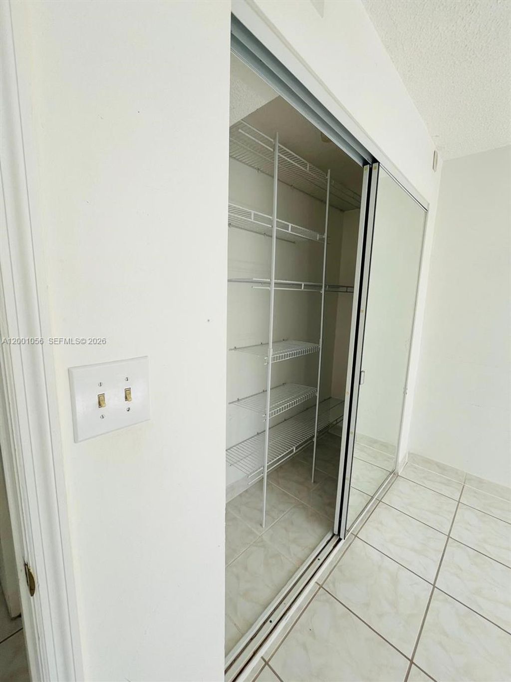 Photo of 724 NE 4th St #9, Hallandale Beach, FL 33009 (MLS # A12001056)