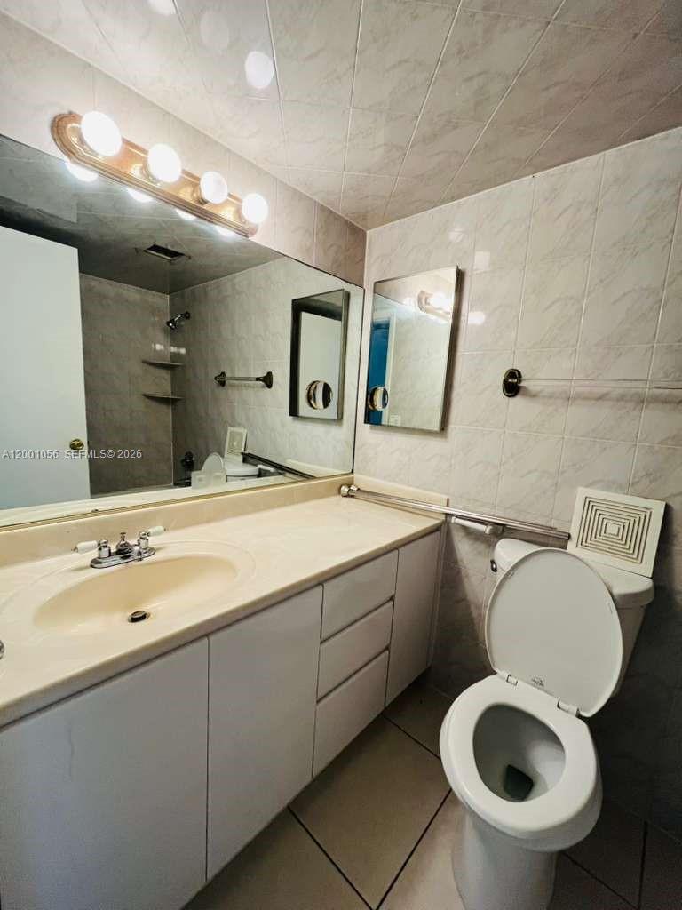 ATLANTIC SHORES DIXIE HIG - Residential Lease