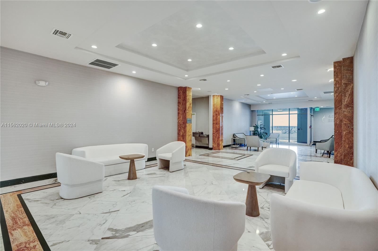 AQUARIUS CONDO - Residential