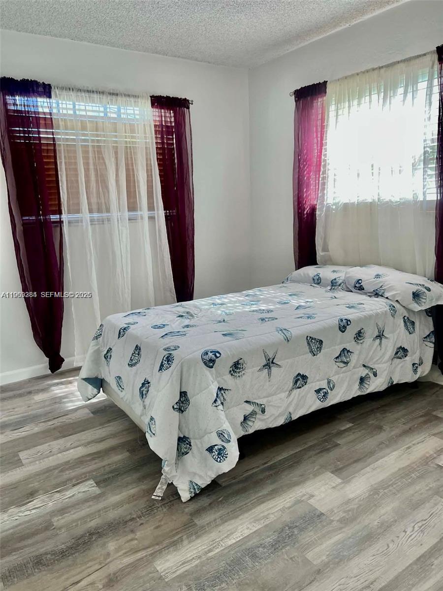 COMMONWEALTH MANOR - Residential